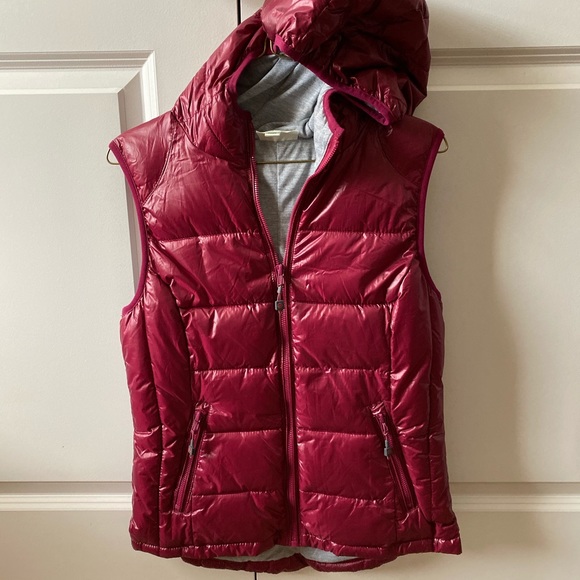 TANGERINE | Burgundy Puffer Jacket with Hood (NEW) - Picture 1 of 5